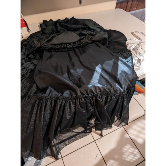 Kay Unger size 2 dress emerald green floral design - Picture 8 of 10